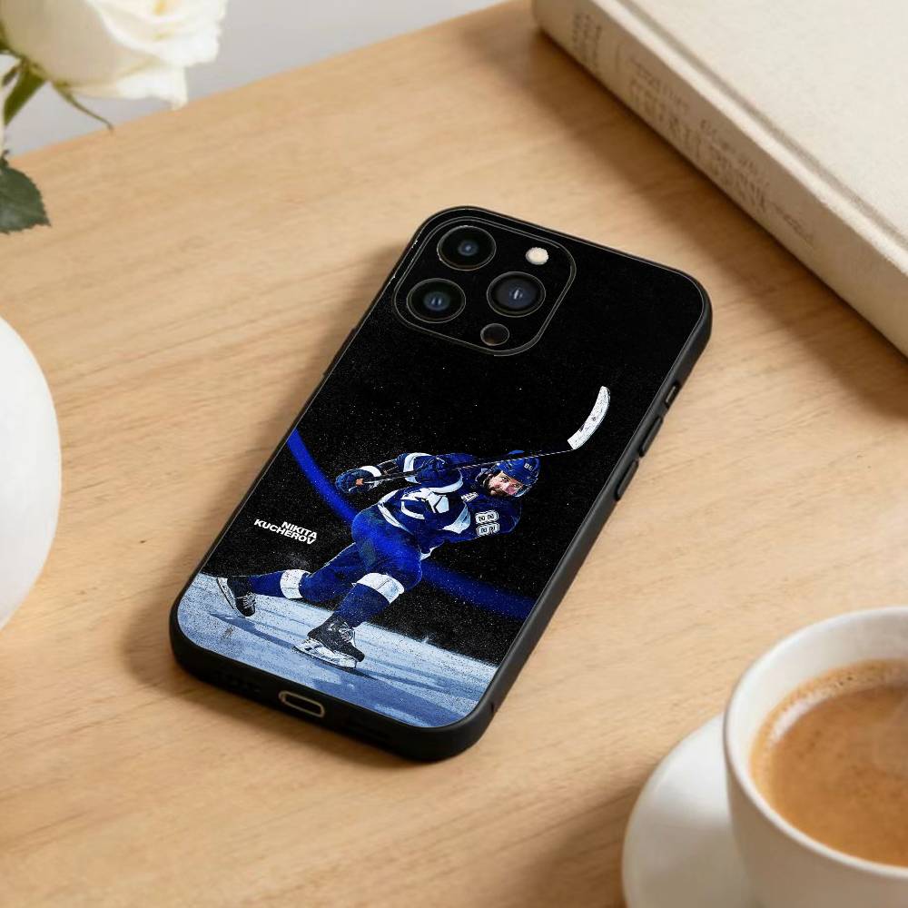 Чехол для телефона Митча Марнера по хоккею для iPhone17,16,15,14,13,12 Plus,Max Мягкий силиконовый черный чехол