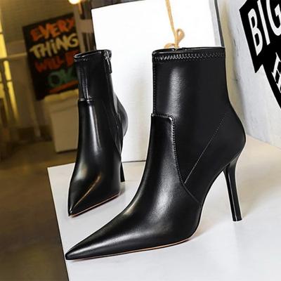 Европейские и американские модные сексуальные короткие сапоги на очень высоком каблуке с острым носком и боковой молнией для женщин