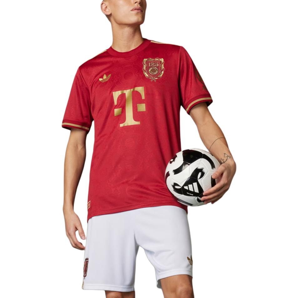 adidas Оригинальная юбилейная футболка ФК Бавария JE6781
