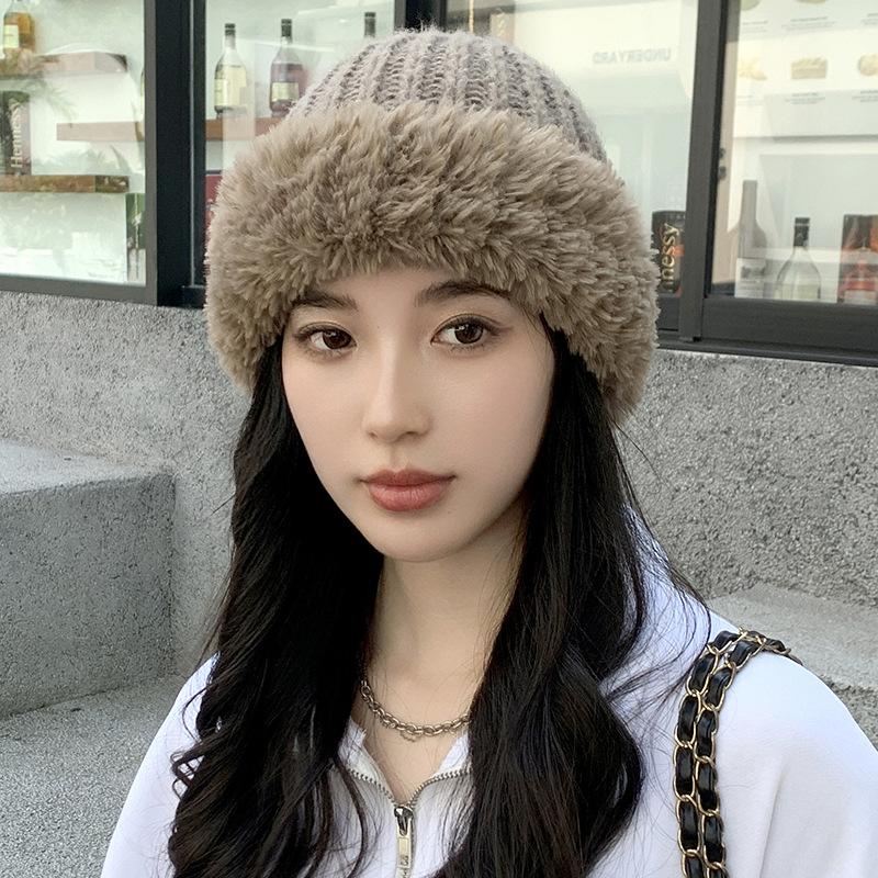 New Autumn Winter Fashionable Furry Knitted Hat for Outdoor Travel Stylish Warm Hat for Women Hat Trendy