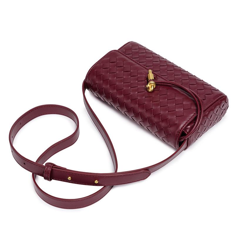 Женская сумка Niche Design Mini Handmade Bag Модная простая горизонтальная сумка через плечо Модная маленькая квадратная сумка