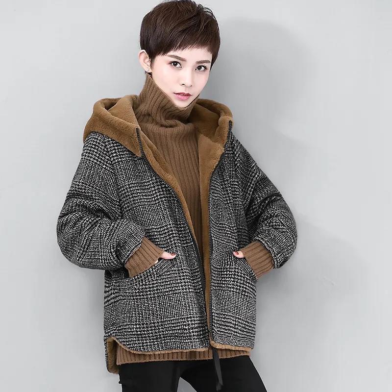 Осенне-зимнее пальто, новый продукт, бархатная двухсторонняя стеганая куртка с имитацией кролика, женская короткая свободная толстая верхняя одежда с капюшоном