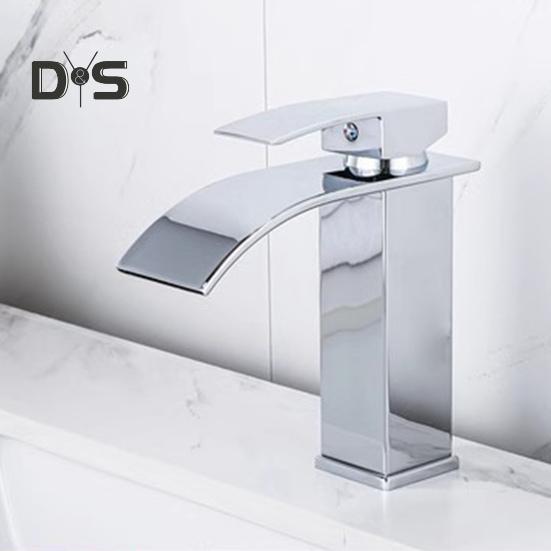 Водопадный смеситель для ванной комнаты с одной ручкой управления, современный дизайн, простая установка, смеситель для умывальника с водопадным изливом