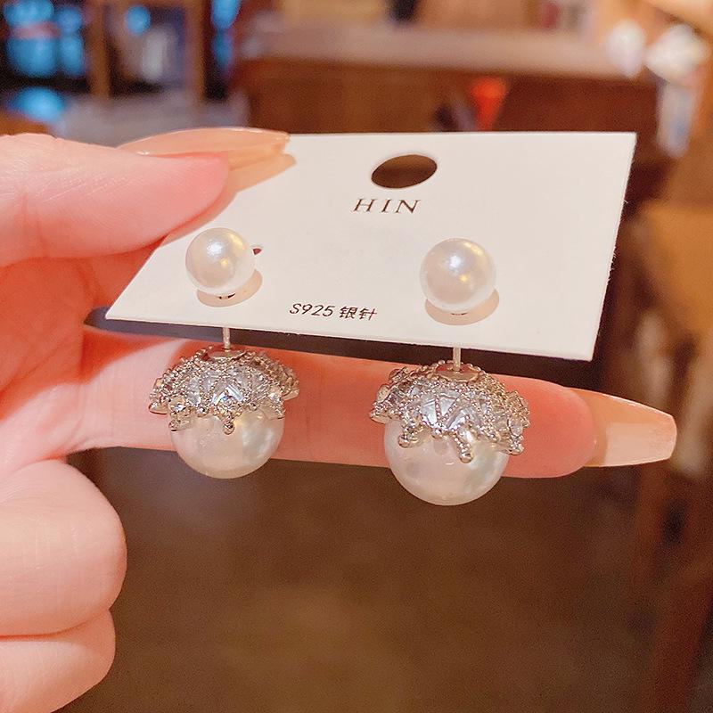 S925 Silver Needle Luxury Pearl Earrings: Elegant, Stylish, With Versatile Wear Options