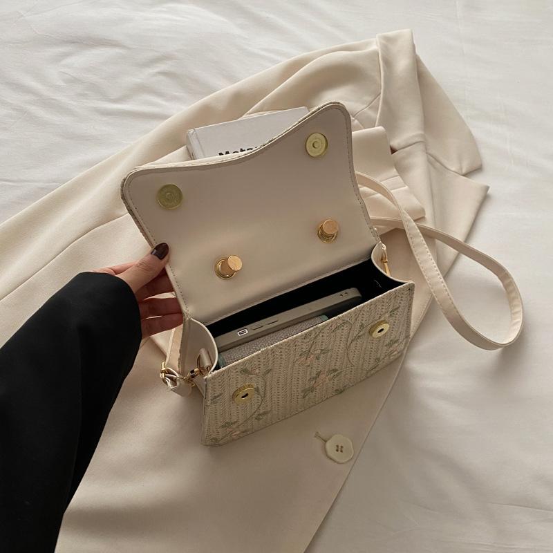 Fashionable Temperament Woven Lace Straw Personalized Summer New One-shoulder Cross-body Small Square Women's Bag Drop Shipping