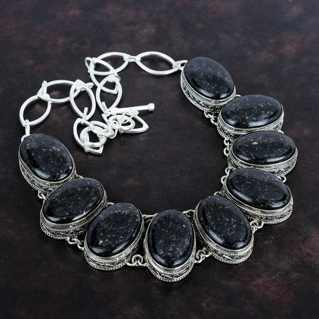 Ожерелье Nuummite с драгоценными камнями, винтажное изящное ожерелье, ожерелье из стерлингового серебра 925 пробы, регулируемое ожерелье с цепочкой, ювелирные изделия ручной работы для подарка