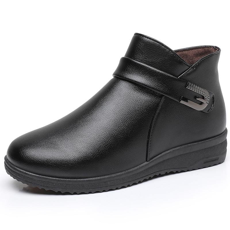 Зимние короткие ботинки для мамы с бархатной подкладкой и нескользящей подошвой: Кожаные зимние ботинки на мягкой подошве для женщин среднего и пожилого возраста