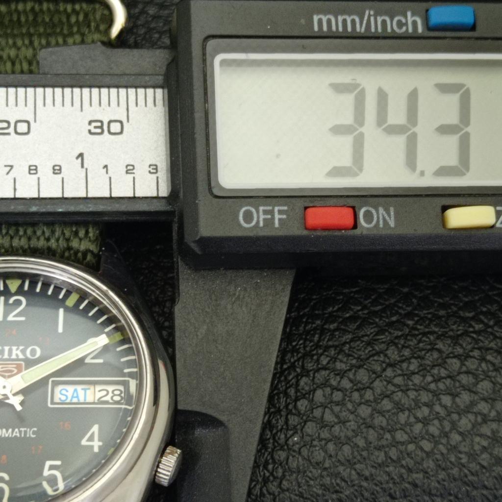 JAPAN VINTAGE SEIKO 5 AUTOMATIC 7S26A MENS BLUE COLOR DIAL WATCH A701666-5 R206c-a701666