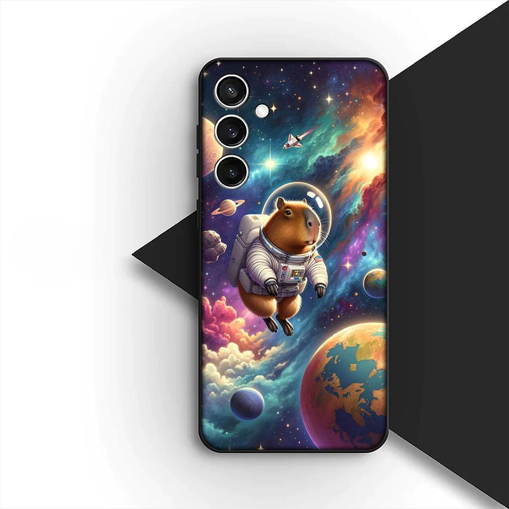 Anime Capybara Wallpaper Silicone Cover for Motorola Moto G86 G57 E14 E15 G14 G34 G67 G13 G24 A54 G15 Power E22 Coque Phone Case