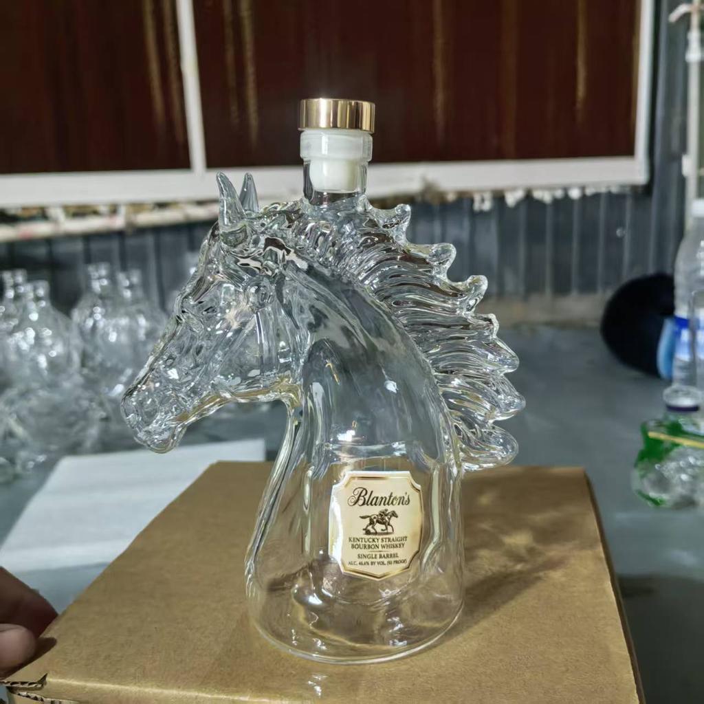 Название Blanton's Премиальная Бутылка для Виски со Стеклянной Головой Лошади Креативный Декантер