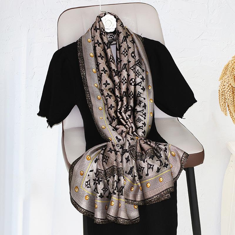 Новый искусственный шелк с принтом шелковый шарф для женщин универсальный геометрический солнцезащитный пляжное полотенце этнический стиль украшение марлевая шаль