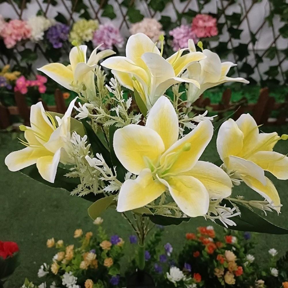 7 Heads Solar Lily Light Solar-Powered Garden Pathway Light New Outdoor Solar Lamp  Home Garden