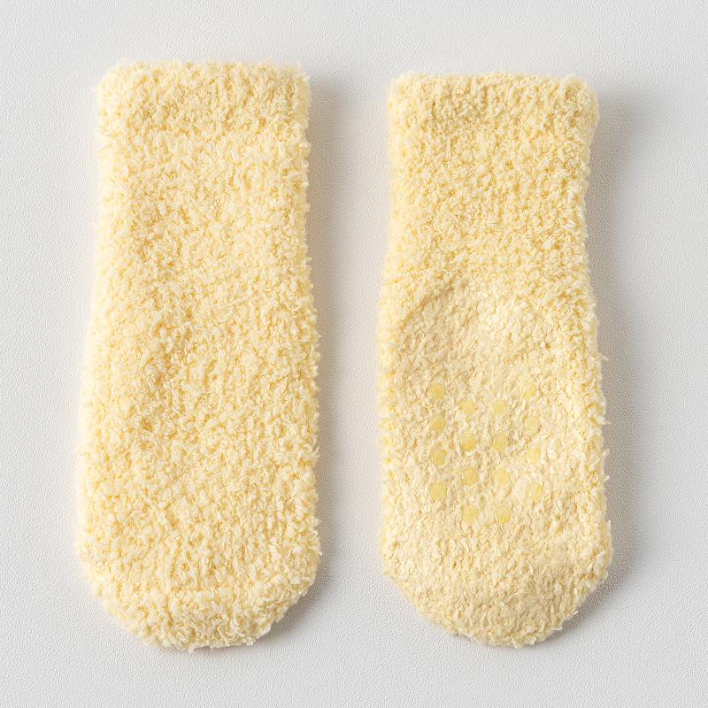 Thickened Coral Fleece Mid-Calf Socks for Newborns (0-12 Months) - Warm & Cozy for Spring, Autumn, Winter