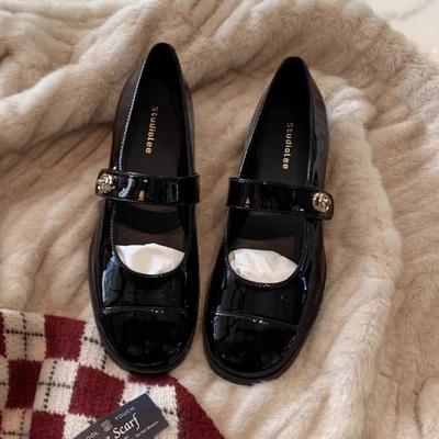 Весенние туфли на плоской подошве с ремешком и пряжкой, на толстом каблуке, маленькие кожаные туфли, лоферы, женские, маленькие ароматные, французское слово, с мелким вырезом, туфли Мэри Джейн, женские