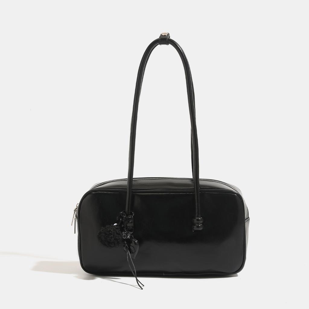 Japanese College Style Retro Oil Wax Leather Bag for Women New Style Autumn and Winter One Shoulder Armpit Bag Portable Boston Bag