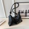 2025 Высококачественная женская сумка через плечо большой вместимости - Осень/Зима Niche Fashion Crossbody Tote
