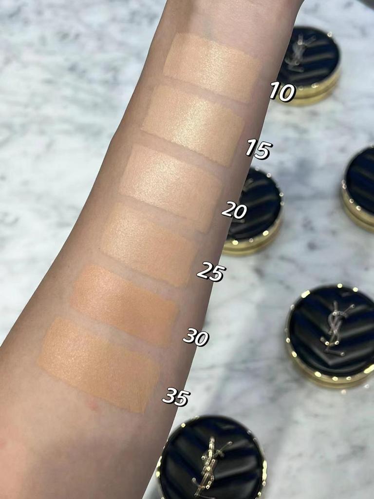 Yves Saint Laurent / YSL [Мини] LE CUSHION ENCRE DE PEAU СИЯЮЩИЙ МАТОВЫЙ КУШОН #20 5 г