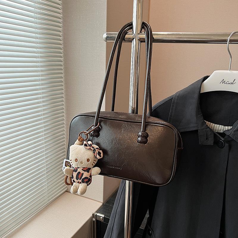 Популярная в этом году ретро сумка-подушка высокого класса женская осенне-зимняя сумка Boston для通勤, портативная на плечо, подмышку, тренд