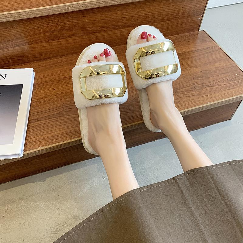 Мода 2024 Зима Новые женские домашние однотонные металлические украшения пушистые меховые хлопковые тапочки