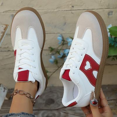 Модные легкие модные кроссовки для женщин дышащие нескользящие повседневные спортивные туфли женские удобные кроссовки на плоской подошве на шнуровке большого размера