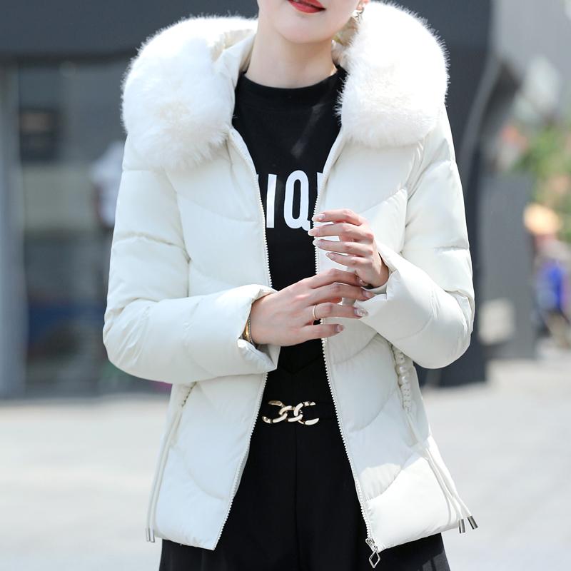 Fashion Winter Short Coats Female Parkas Hooded Faux Fur Collar Lady Jackets Thick Warm Outerwears