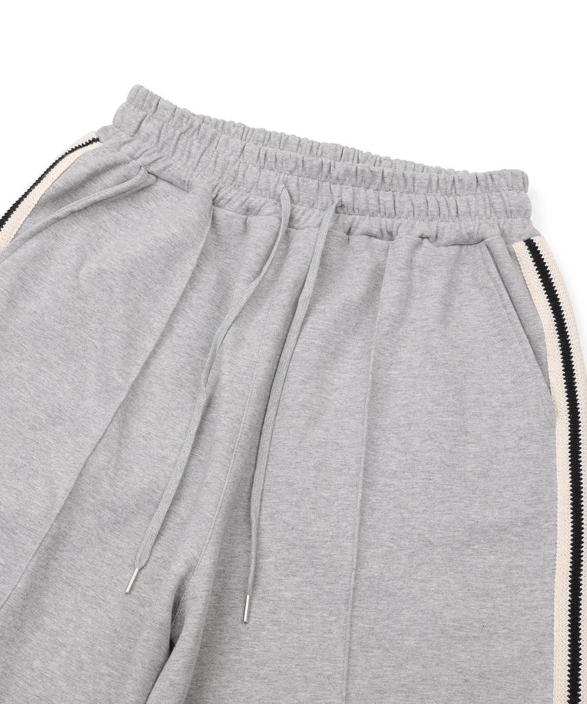 EASY NO EASY Track Line Pintuck Sweatpants - Gray