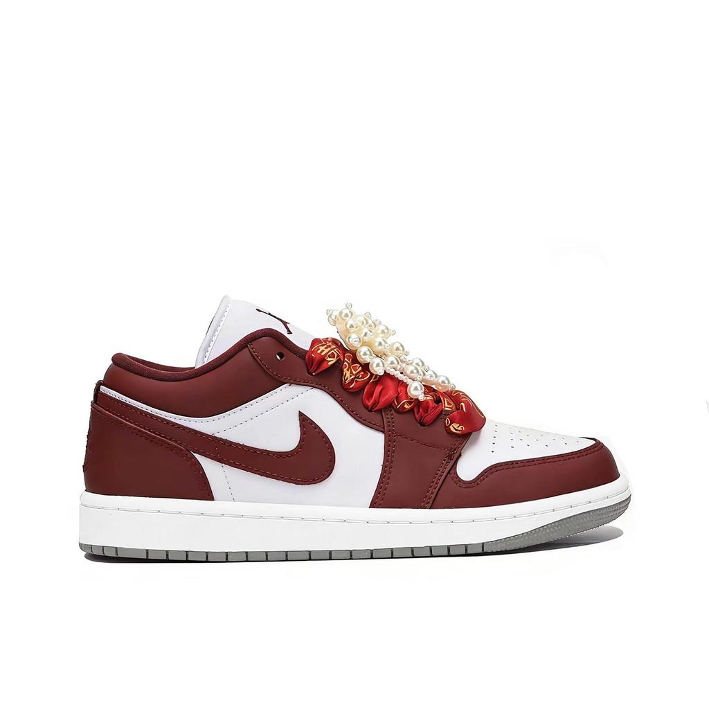 Jordan Air Jordan 1 Амортизация Устойчивость к истиранию Покрытие Низкие Винтажные Баскетбольные Кроссовки Унисекс Белый Красный 553560-133(Команда59-)