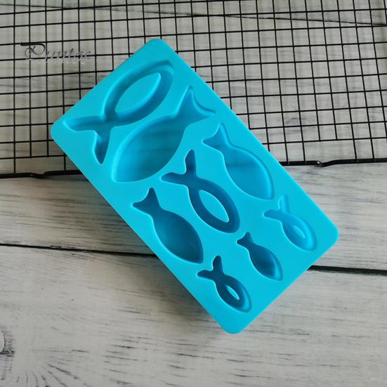 Ice Cube Tray Non Stick Flexible 8 Cavities Animal Fish Shape Chocolate Mold Baking Tool