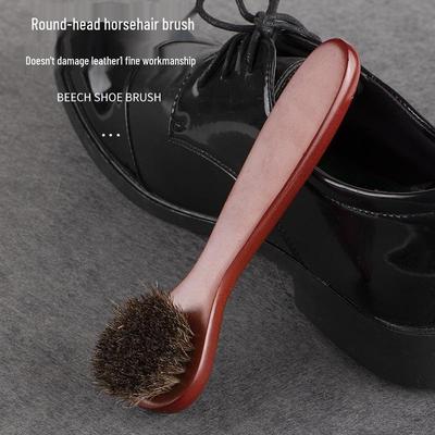 Маленькая коричнево-красная щетка для полировки обуви с длинной ручкой из мягкого конского волоса