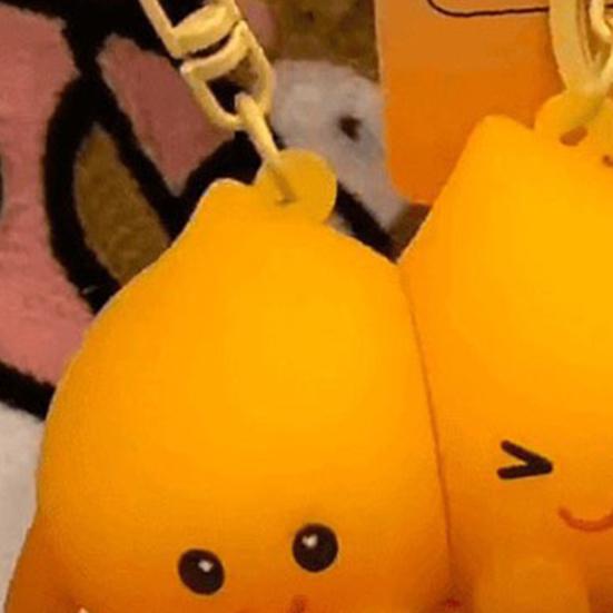 1 пара брелоков с магнитным дизайном пламени, магнитный брелок для ключей с присоской, яркое выражение, подарок для пары, аксессуары для сумки