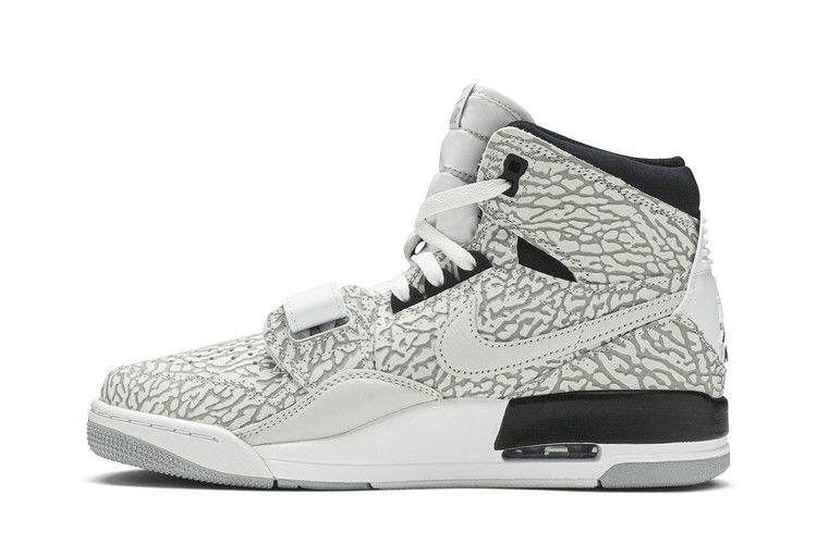 Men's Sneakers Jordan Legacy 312 Flip White/White-Black
