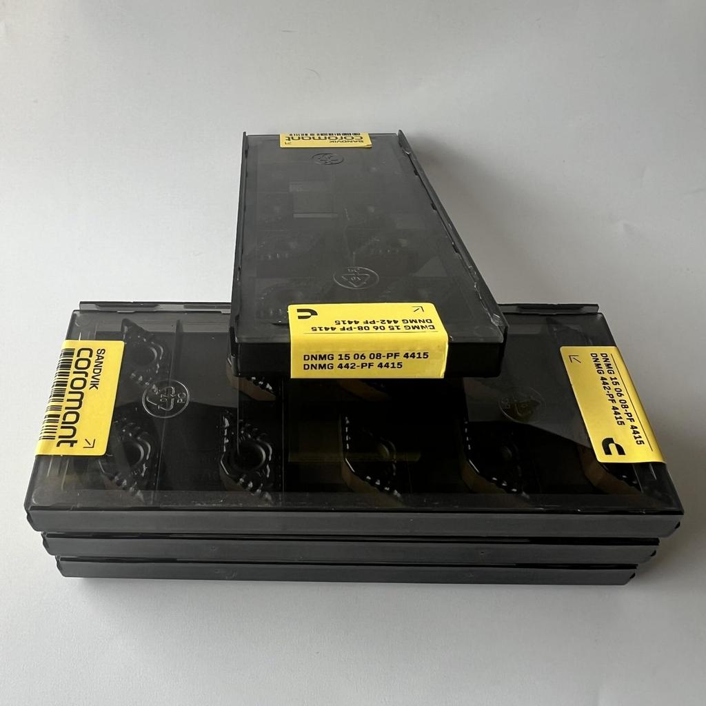 Sandvik / DNMG150608-PF 4415 / Original Swedish Hard Alloy Blade 10 Pcs