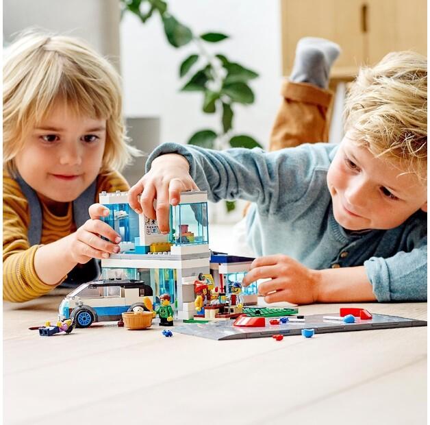 LEGO City 60291 Семейный дом