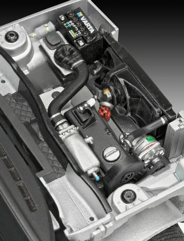 Немецкий Revell 1/24 VW Golf 1 GTI 07072 Пластиковая модель