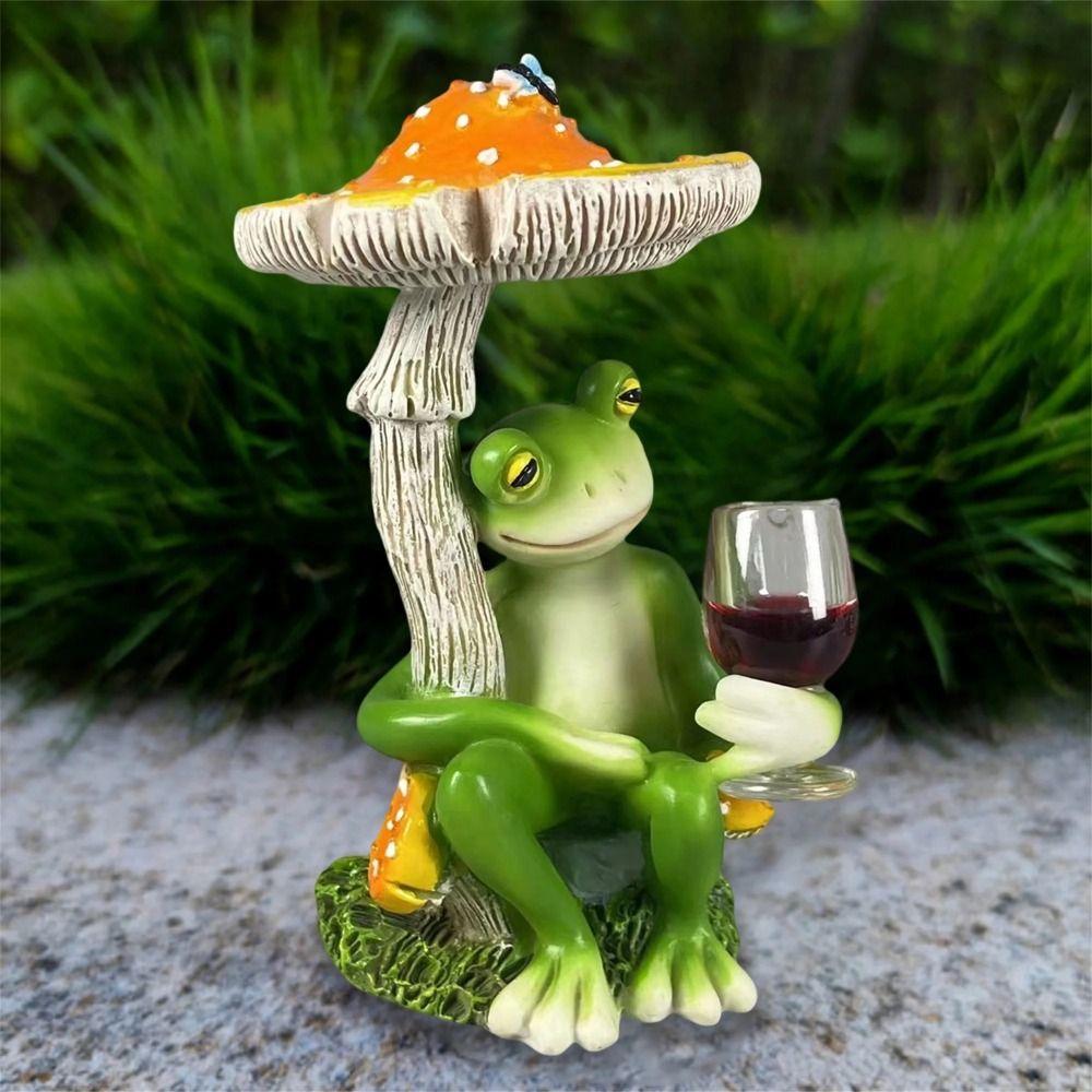 Red/Yellow Mushroom Sitting Frog Ornament Cartoon Resin Frog Sculptures Shelf Home