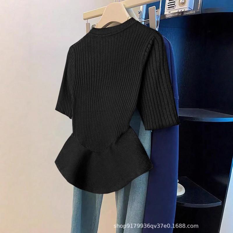 Womens Elegant Knit Short Sleeve Top With Ruffled Hem Slim Fit Round Neck Tee In Soft Core Yarn