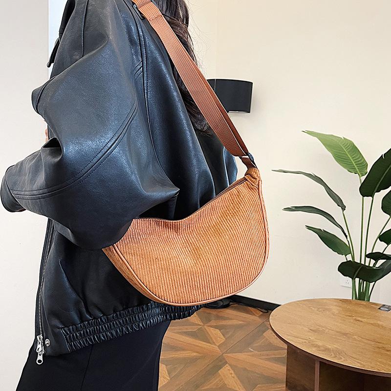 Trendy Women's Crossbody Corduroy Dumpling Bag - Lightweight & Simple Canvas Shoulder Bag