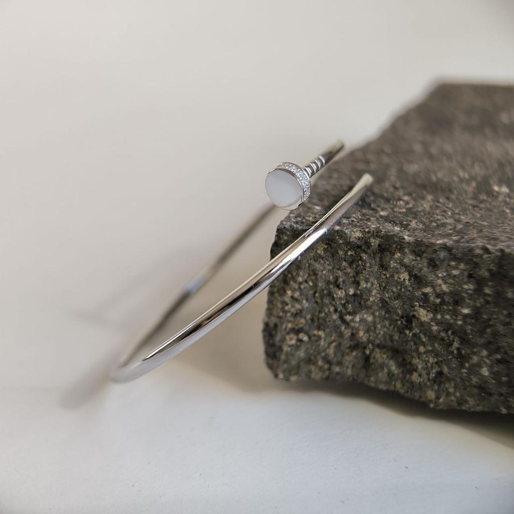 Серебряный браслет с фианитами, вес изделия 6,84 гр (2182634)