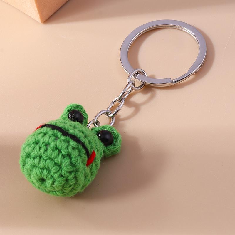 Cute Handmade Knitted Animal Keychain Crocheted Frog Keyring Pendant Key Holder for Women Girls Handbag Charms DIY Jewelry Gifts
