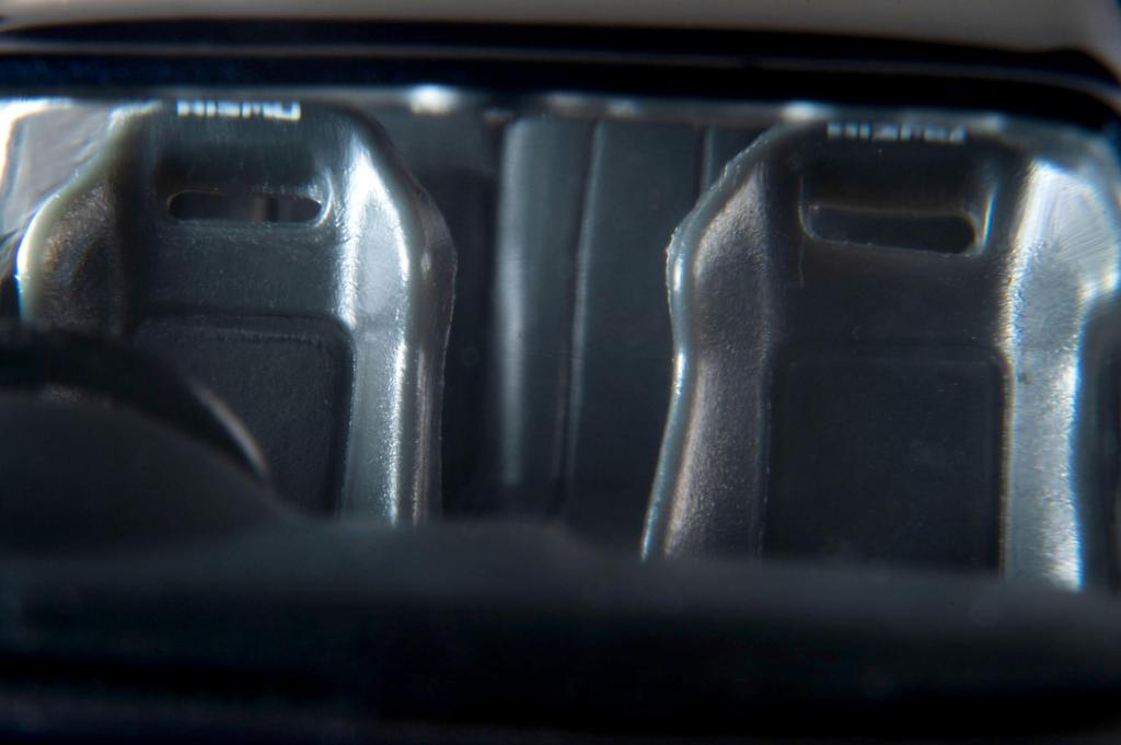 Tomytec Tomica Limited Vintage Neo LV-N305c NISMO 400R Navy Blue Finished Product