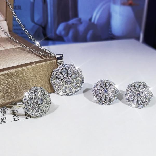 Аксессуары для невесты Комплект из ювелирных изделий из циркония с инкрустацией кристаллами, кольца с бриллиантами и серег