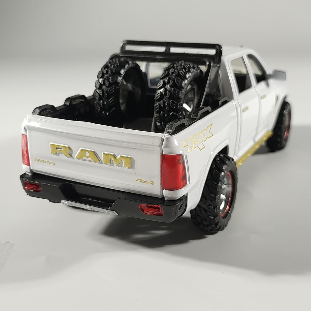 1:32 Dodge RAM TRX Pickup Truck Alloy Diecast Model Car Auto Interior Accessories Ornaments Car Automobiles Parts Decorate Gifts