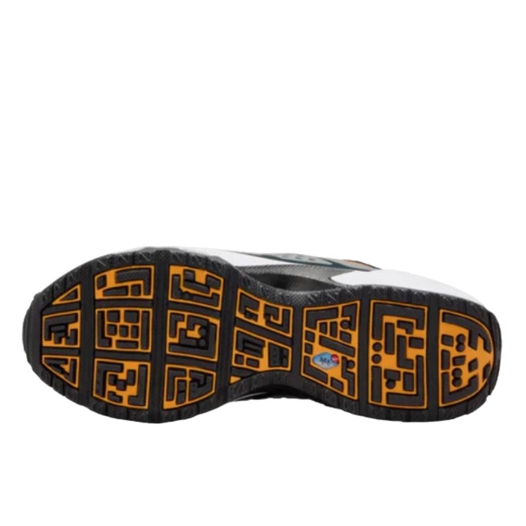 Nike Air Max SNDR Canyon Gold