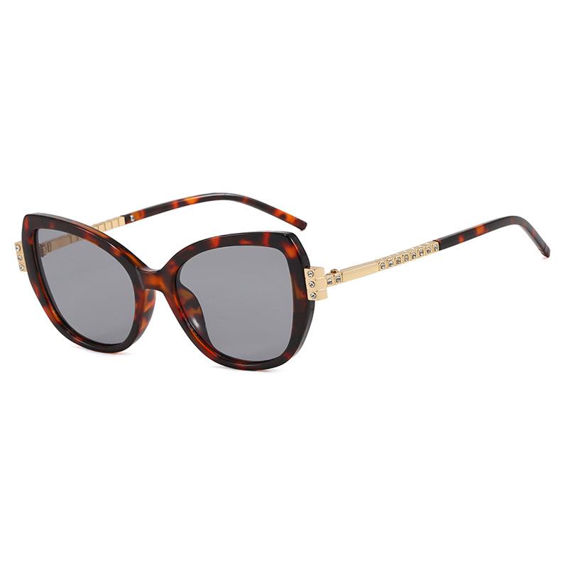 Cat's eye personalized sunglasses ins Internet celebrity European and American fashion sunglasses high-end diamond-encrusted trendy sunglasses women