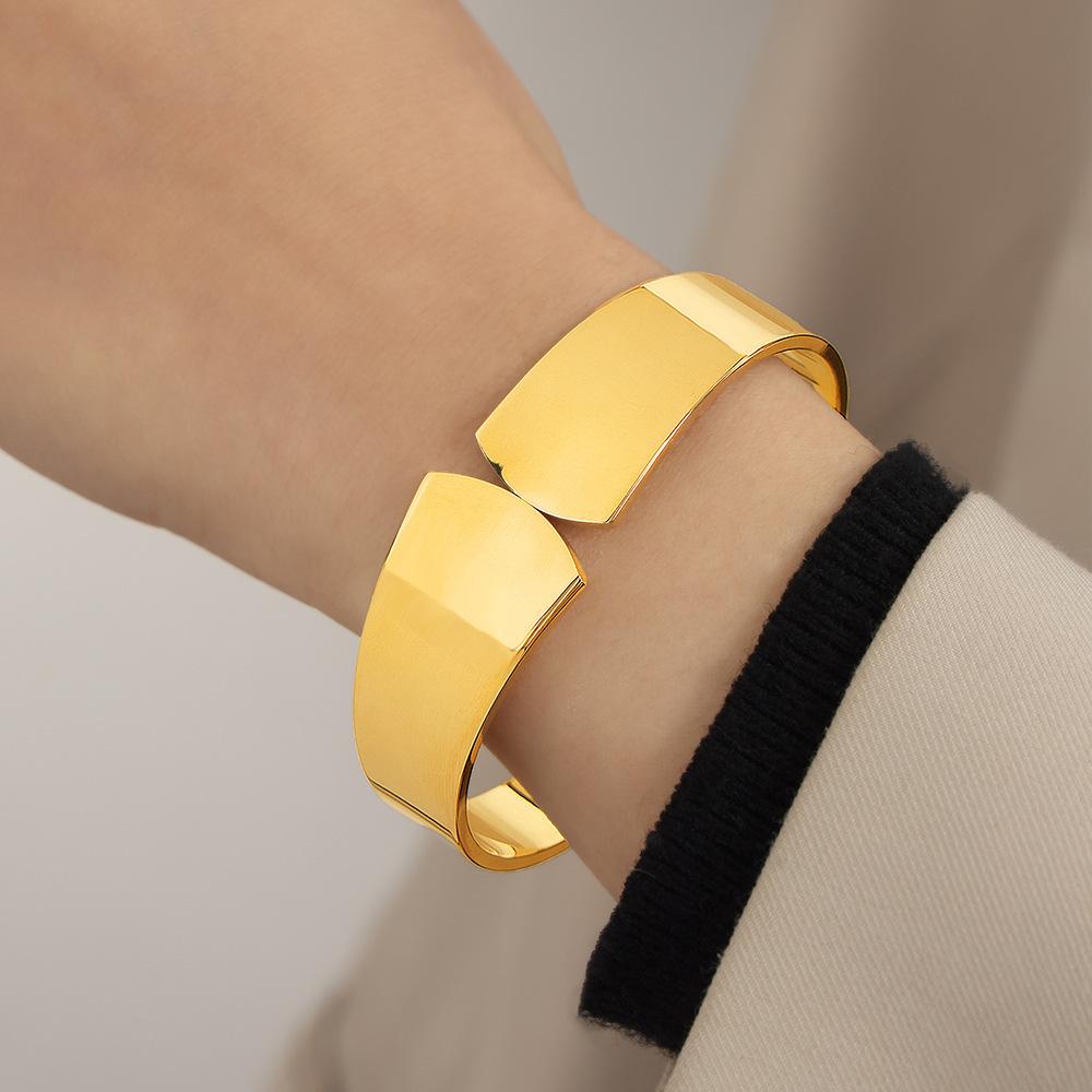 Chic Style Elegant Fashion Commuting Simple Personalized Jewelry Geometric Glossy Design Titanium Steel Gold-plated Wide Version Bracelet