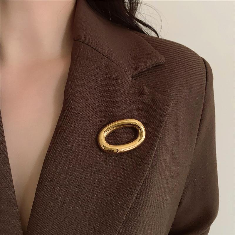 Stainless Steel O Shape Brooches for Women Geometric Gold Silver Color Metal Brooch Pin Unisex Light Luxury Jewelry 2026 New