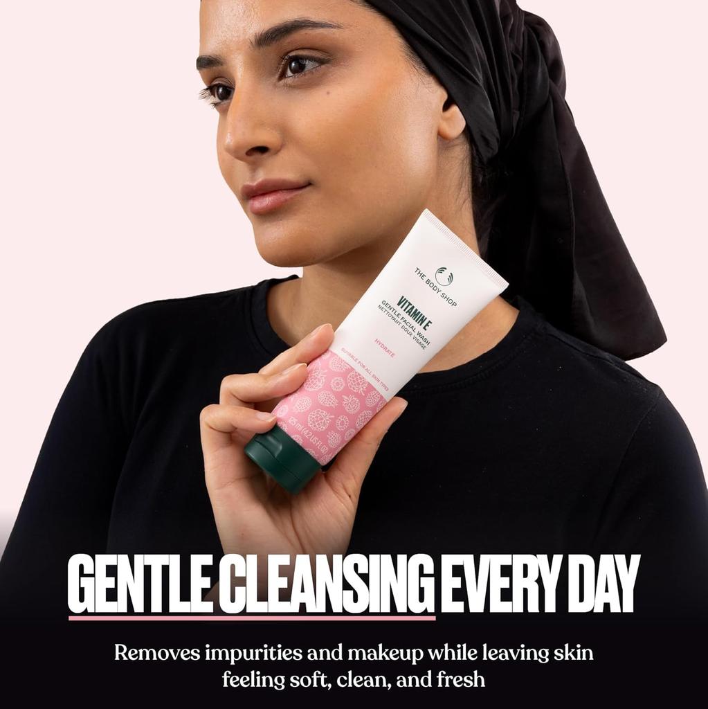 The Body Shop Vitamin E Gentle Facial Wash 125 ml For All Skin Types Soft Hydrating Cleanser