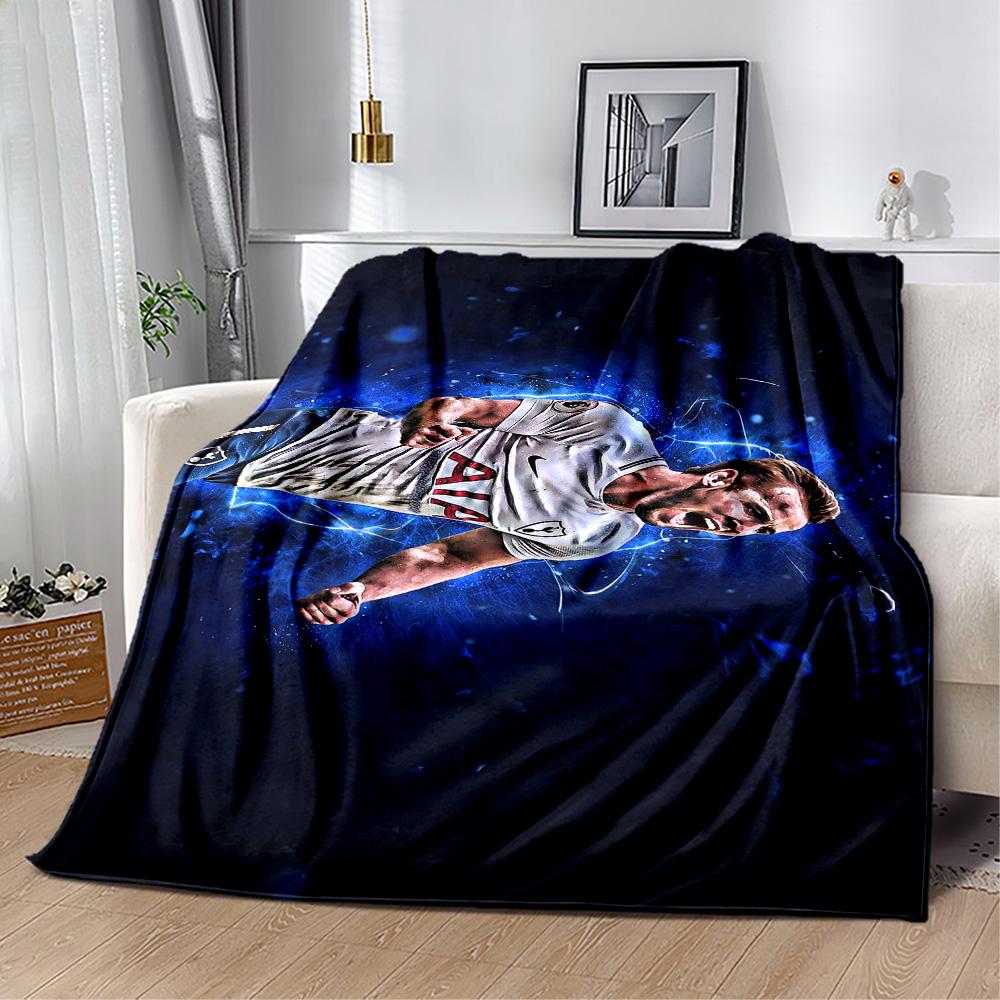 Football Player Action Blanket Soft & Cozy Perfect for Picnics Livingroom Office Four Seasons Universal Digital Print