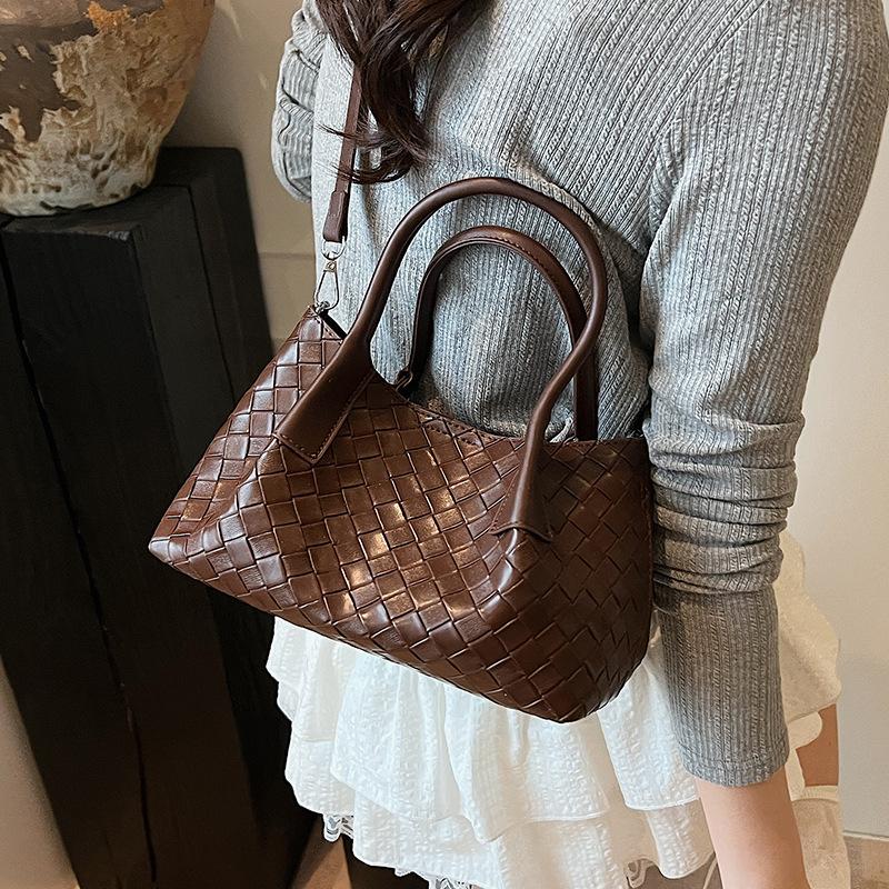 Niche Vegetable Basket Bag 2025 Spring New Korean High-end Fashion Versatile Messenger Handbag Handbag