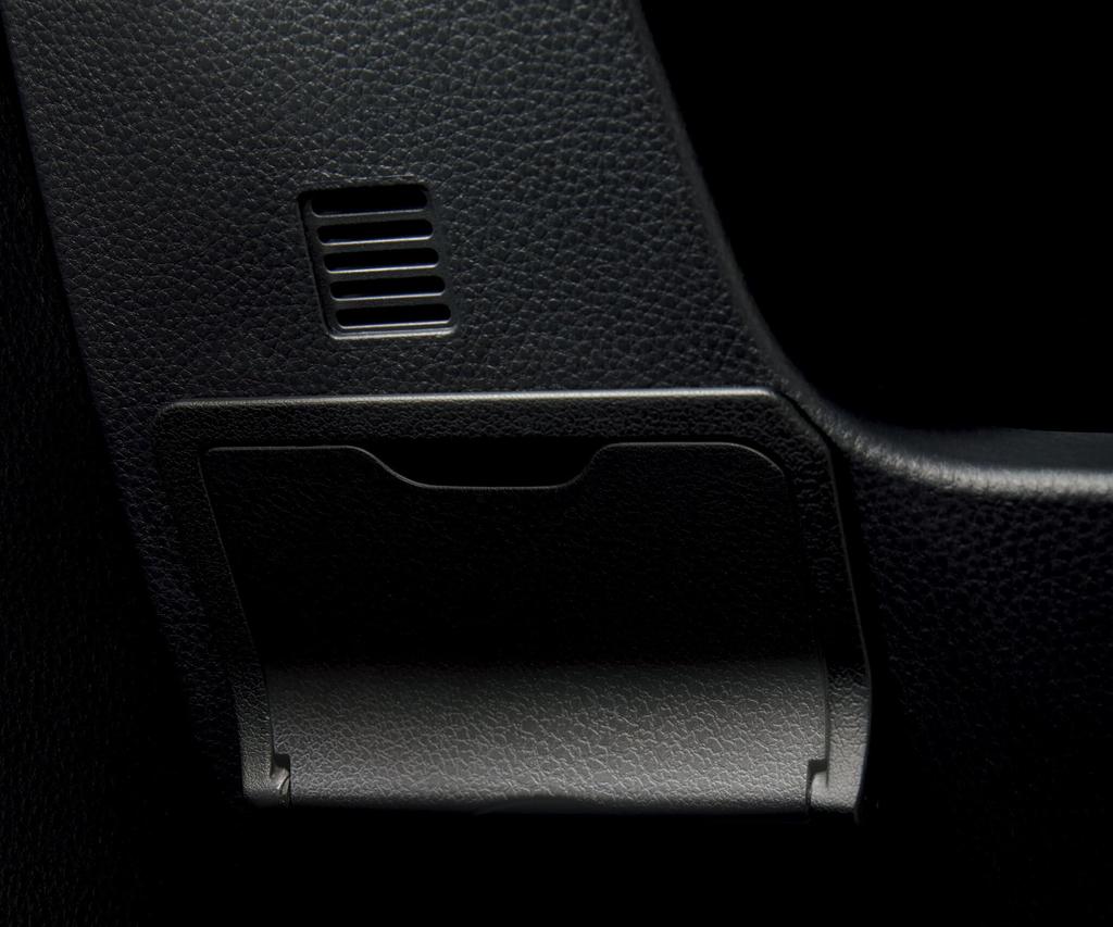 TZ/ Встроенная крышка ETC для 90 серии Noah Voxy Номер продукта: V9TZJF005